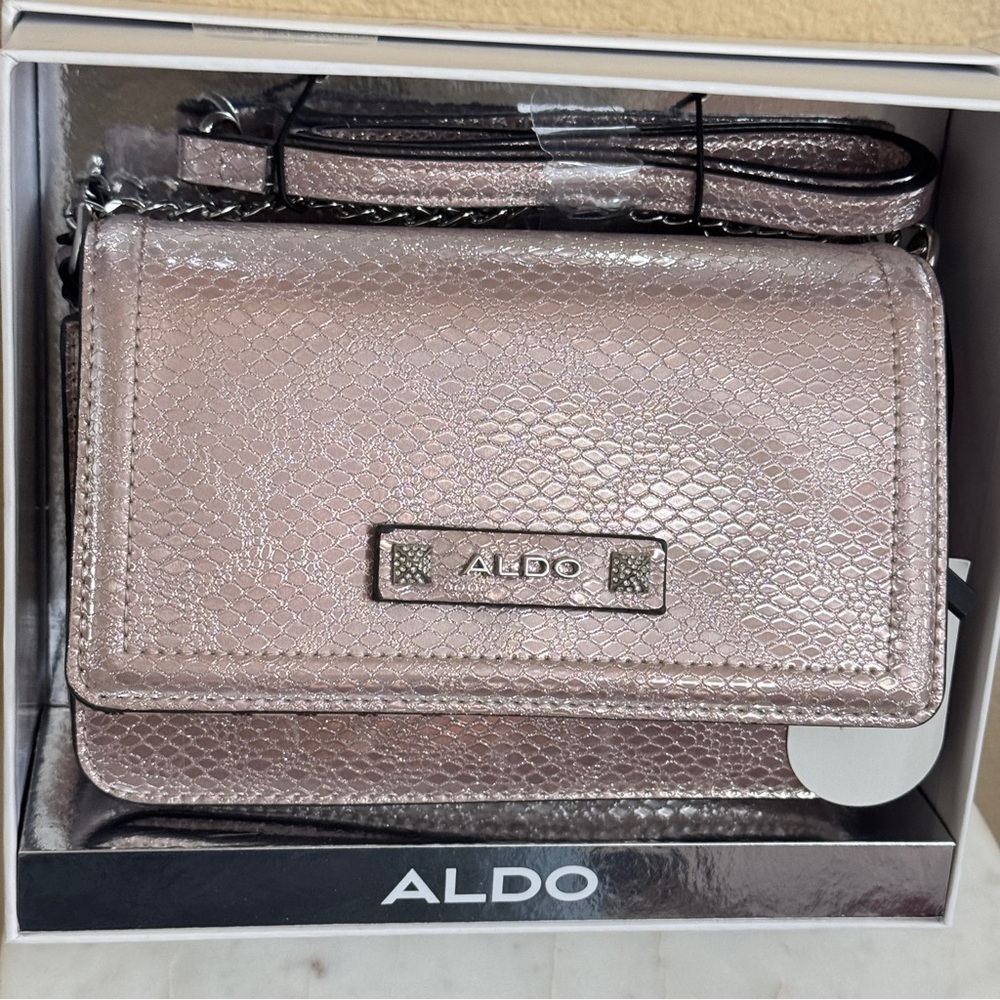 ALDO Rose Gold Champagne Pink Glossy Iridescent retro futuristic Crossbody bag